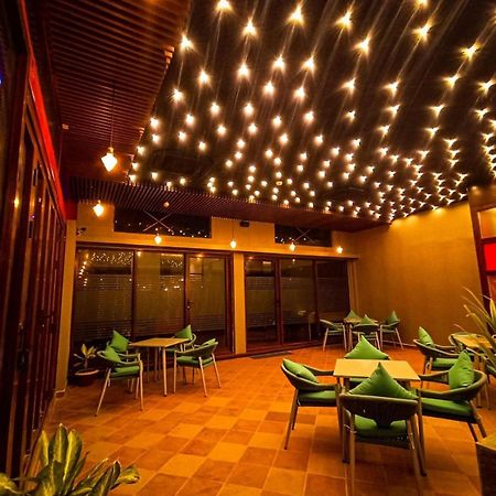 Royal Cox'S Bazar Hotel ภายนอก รูปภาพ